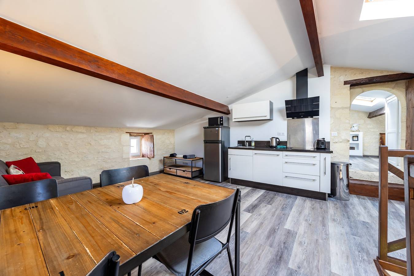 Le Loft – Château Le Noble: Modernes Refugium im Herzen des Weinbergs in Saint-Germain-du-Puch, Libourne und Umgebung