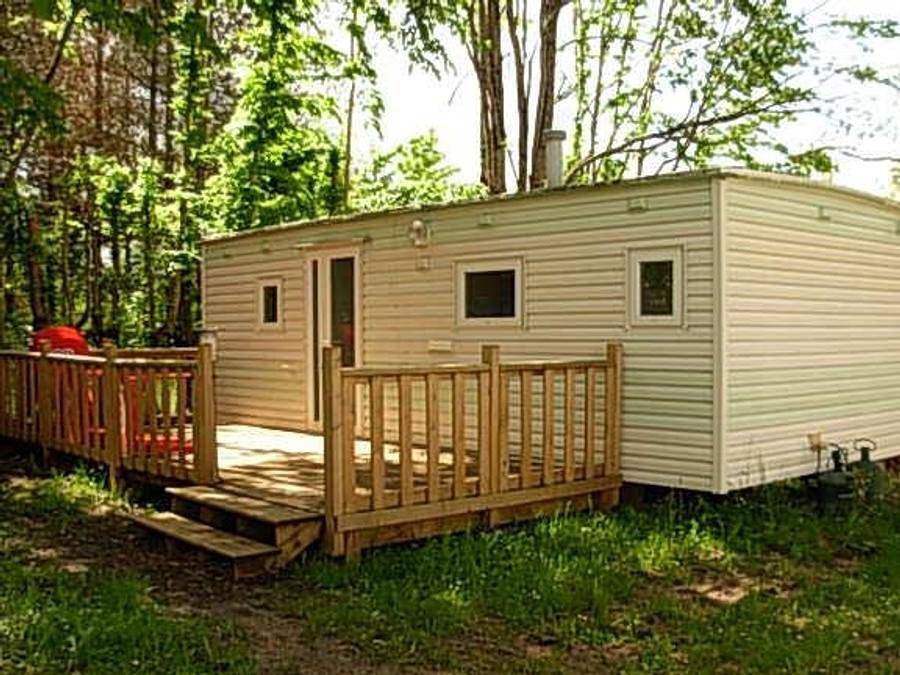Domaine du Lac de Néguenou - Stacaravan 4 personen - Stacaravan Eco - 2 kamers - 34m² terras inbegrepen 1/4 pers in Prayssas, Quercy