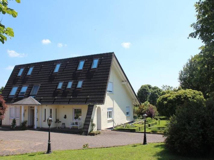 Vakantiewoning voor 4 personen, met Tuin in Blankenheim