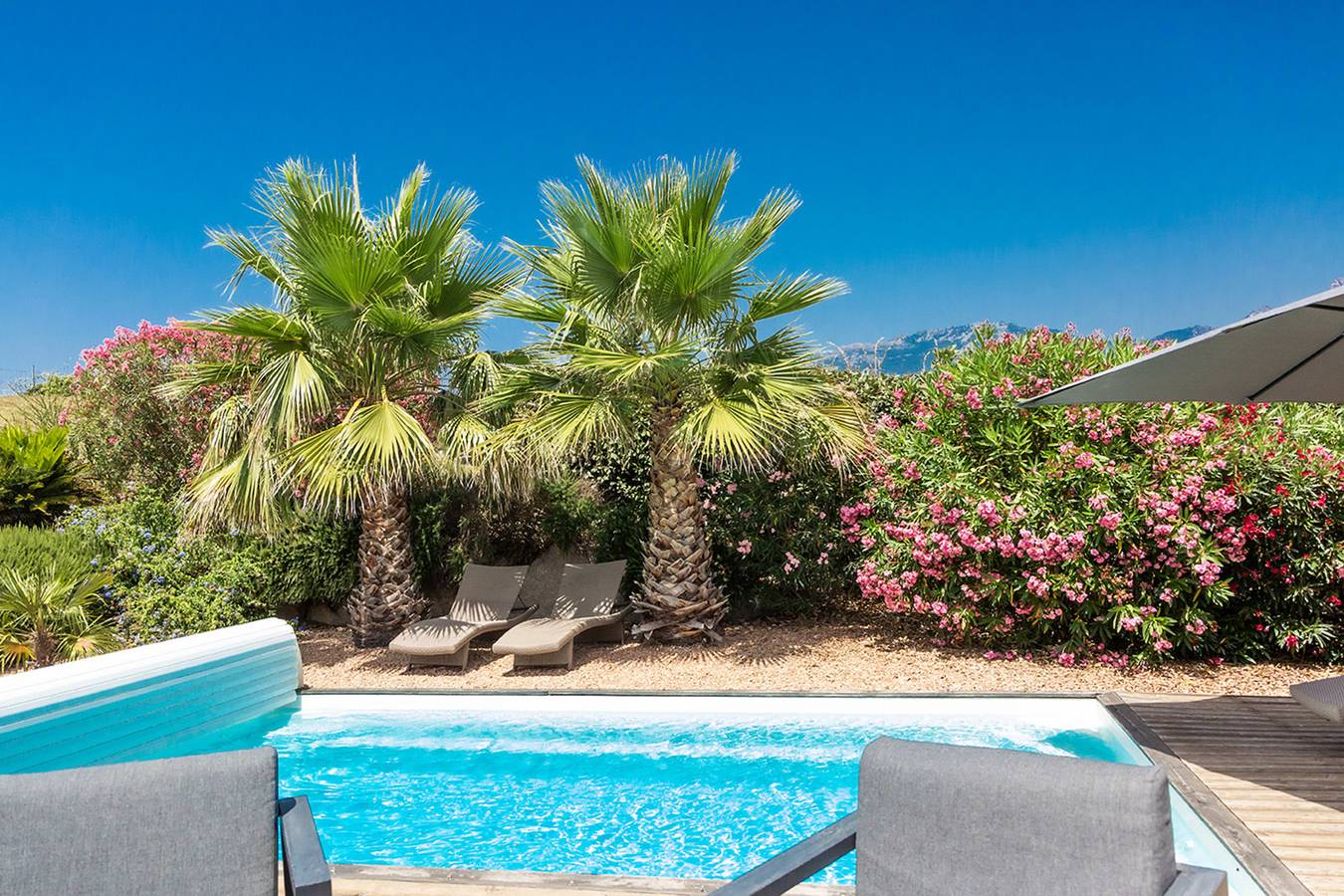 Villa avec piscine chauffée et  vue sur les montagnes in Figari, Arrondissement de Sartène