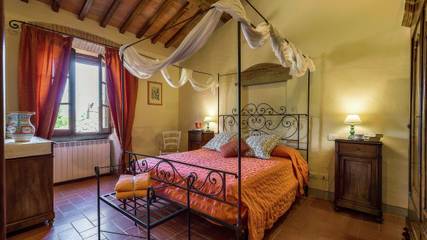 Villa for 18 People in Cortona, Arezzo Province, Photo 3