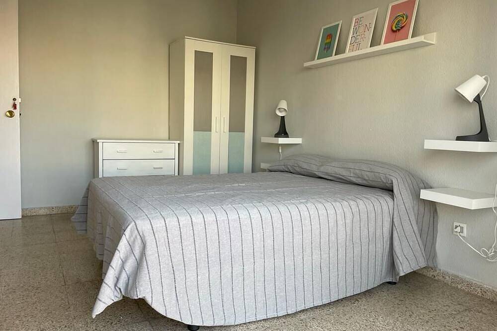 Entire apartment, Bahia de Algeciras, close to the beach. in Algeciras, Costa de la Luz