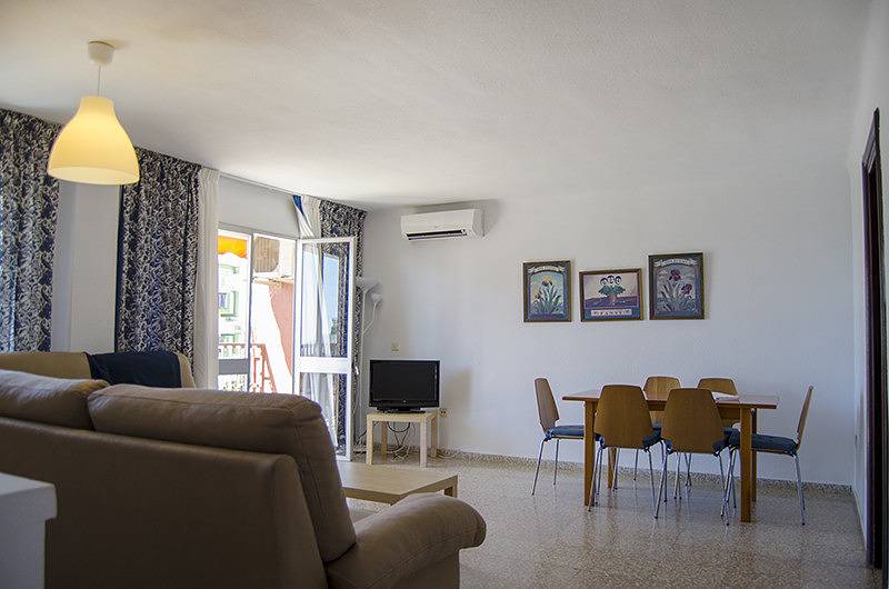 Ganze Wohnung, Terrasol Ibiza 8 in Playa de Torre del Mar, Torre del Mar