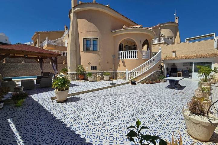 Villa pour 4 personnes, avec piscine à Rojales