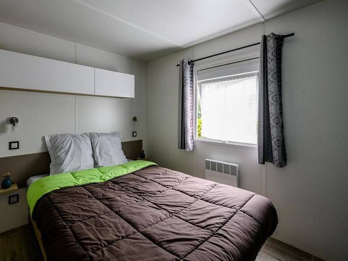 Camping pour 6 personnes, avec bassin pour enfant à Parentis-en-Born - 4