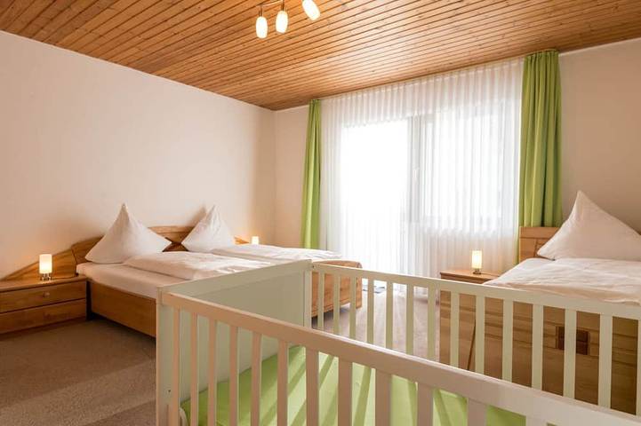 Ganze Wohnung, Eifelnatur (Haus 2) in Immerath, Vulkaneifel