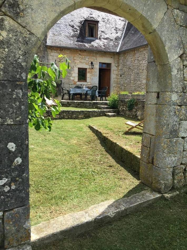 Gîte for 6 people, with garden in Dordogne