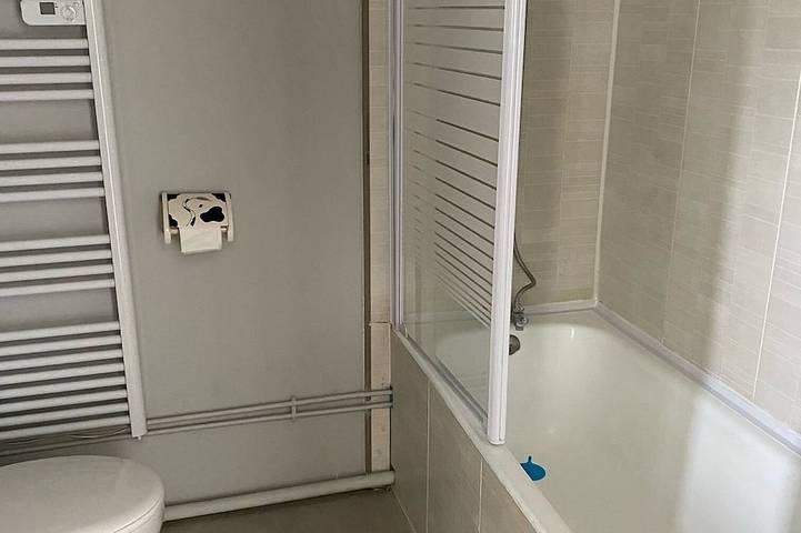 Gîte pour 6 personnes, avec jardin, animaux acceptés à Gavray - 4