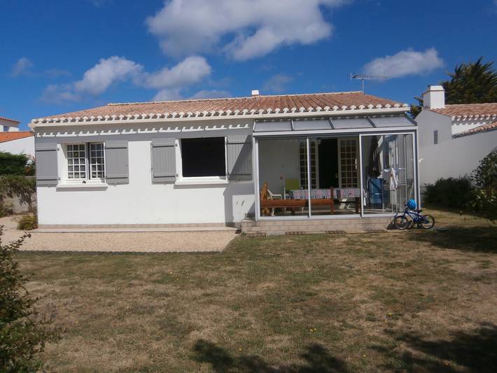 Location de vacances pour 7 personnes, avec jardin et terrasse dans Plage des Sableaux