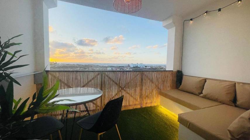 Apartamento para 2 personas, con Terraza y Piscina en Los Lagos