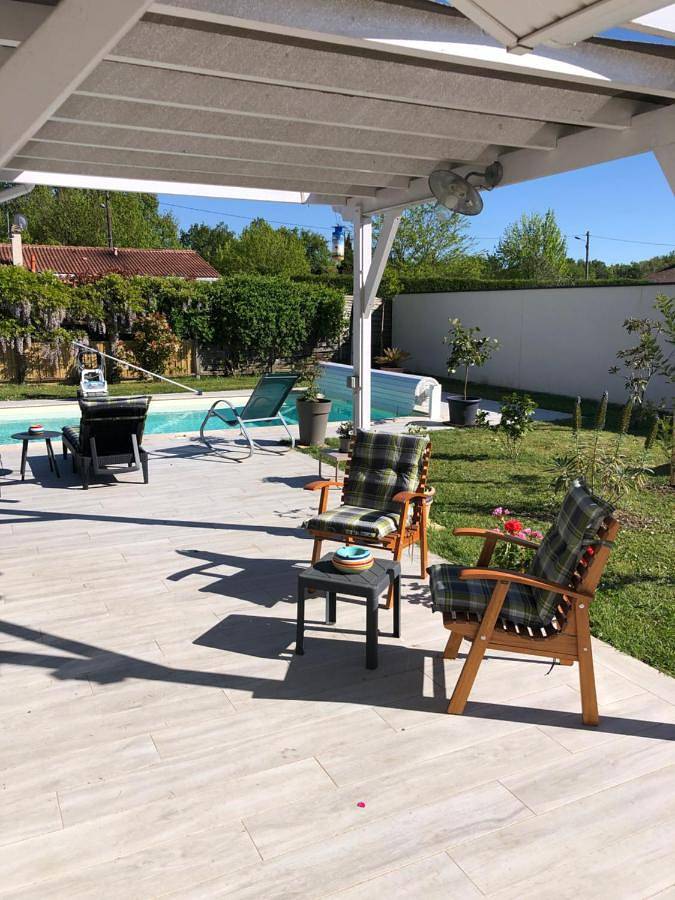 Location de vacances pour 2 personnes, avec piscine et jardin à Saint-Sulpice-et-Cameyrac - 3