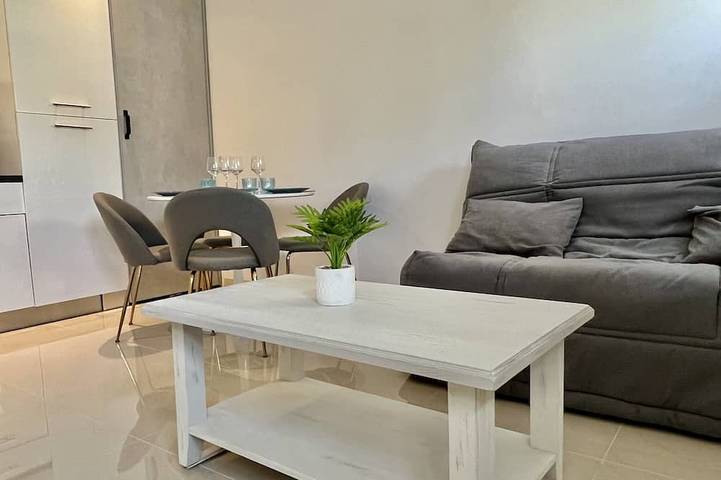 Apartamento entero, Leana t2 avec parking in Cran-Gevrier, Annecy (commune)