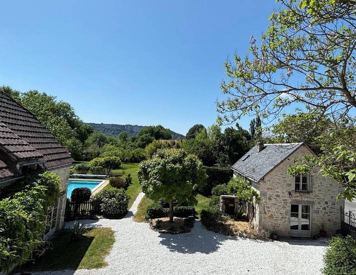 Ferienhaus für 4 Personen, mit Terrasse und Garten sowie Pool und Ausblick
