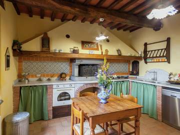 Casa Vacanza per 12 Persone in Castiglione di Garfagnana, Parco Regionale delle Alpi Apuane, Foto 2