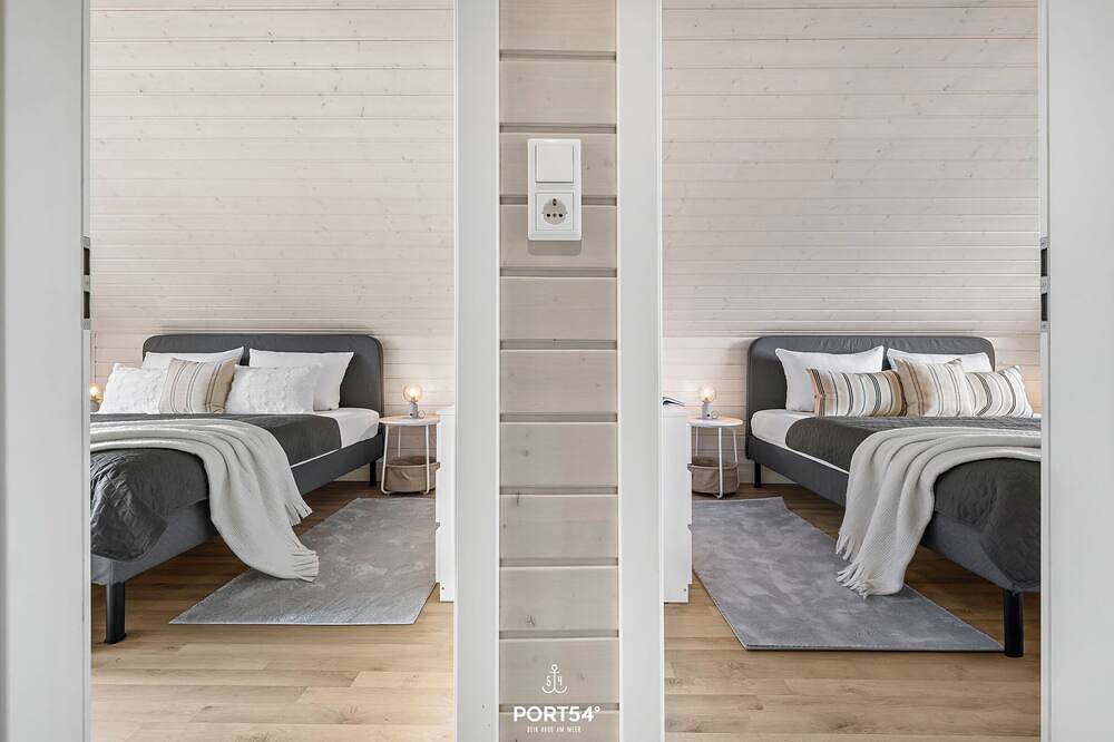 Ferienhaus \"Bernsteinblau\" in Schönberg-Holm nahe Sandstrand und mit Sauna in Holm, Schönberg