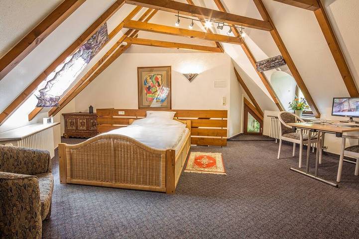 Ferienwohnung für 2 Personen, mit Garten und Sauna sowie Whirlpool und Pool, mit Haustier in Hinterzarten