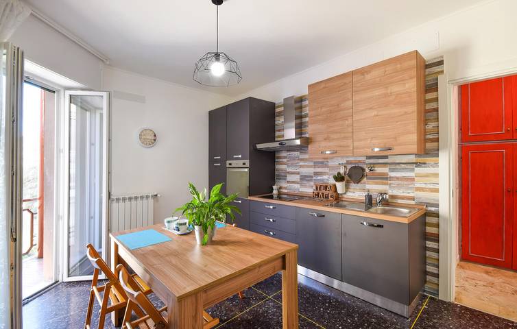 Gîte pour 6 personnes, avec terrasse à Savona - 2