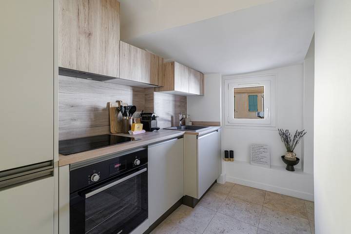 Gîte pour 4 personnes, avec balcon dans Place Massena - 4