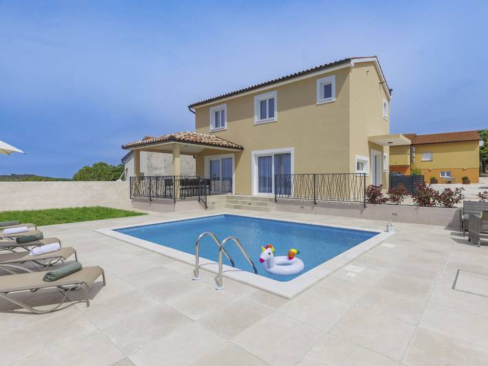 Ferienhaus für 5 Personen, mit Pool und Garten sowie Ausblick - 1
