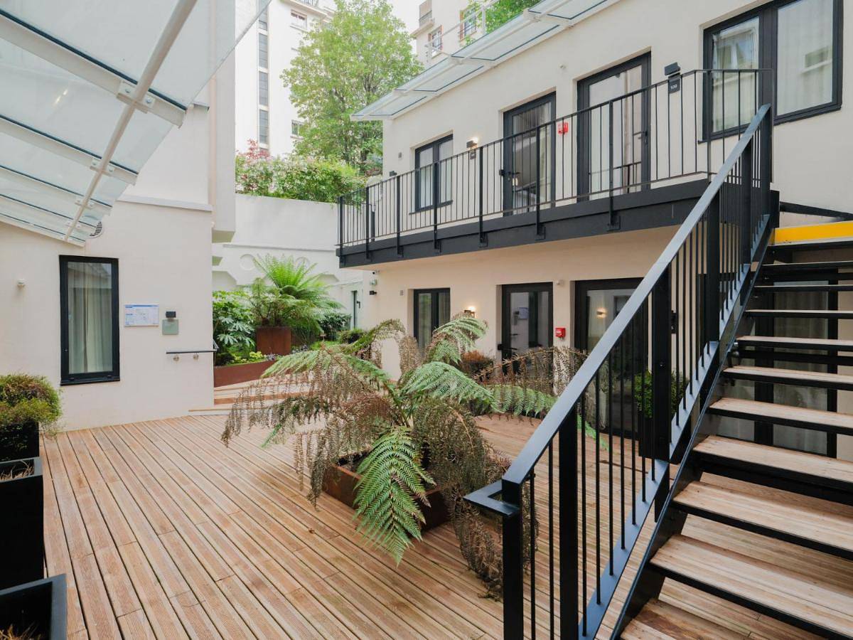 City Pop 2Night Paris - Self check-in in Vanves, Hauts-de-Seine