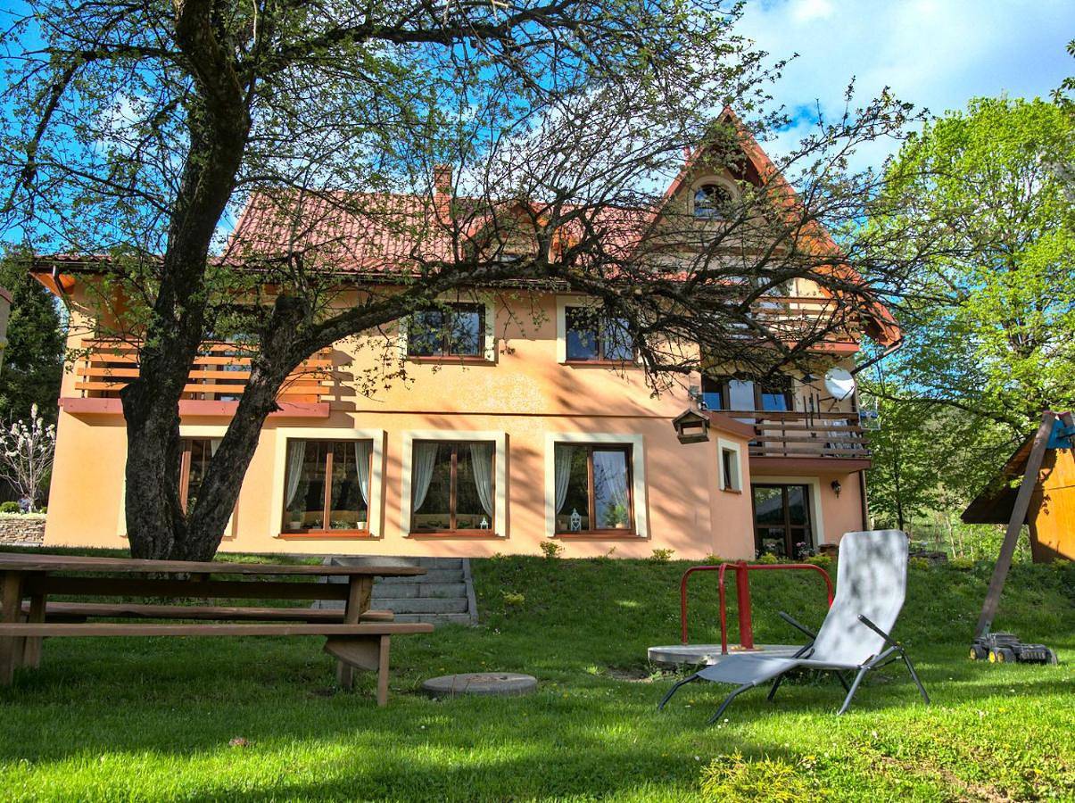 King Room with Balcony in Ustrzyki Dolne, Karpaty (Polska)