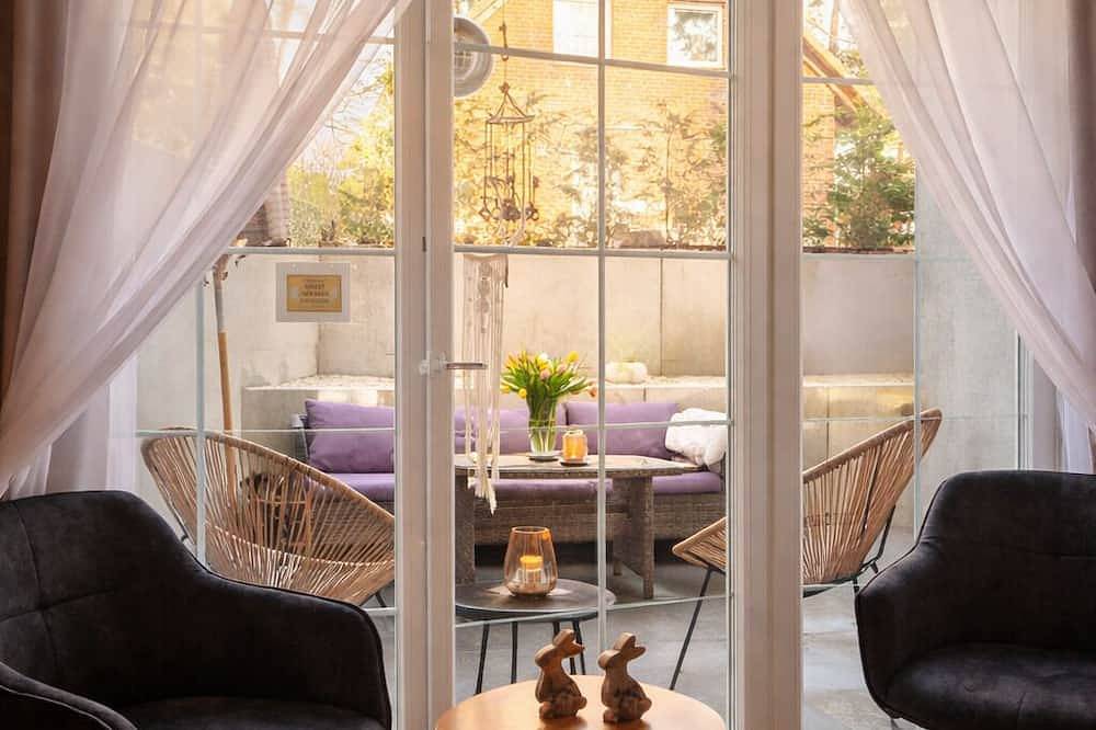 Ganze Wohnung, 🌿 Traumhafte Ferienwohnung, nah am Wasser mit Terrasse & Natur pur, Nähe Berlin in Wildau, Dahme-Seengebiet