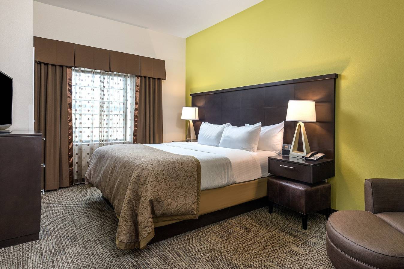 Apartamento entero, Staybridge Eau Claire - Altoona in Condado de Eau Claire