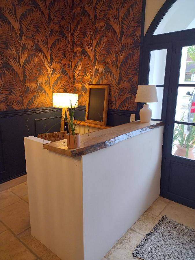 Gîte pour 2 personnes, avec terrasse ainsi que vue et jardin à Chevigny