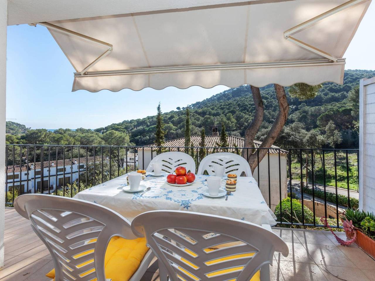 Ganze Wohnung, Helle Wohnung in Tamariu, 600m vom Strand, Terrasse in Tamariu, Costa Brava