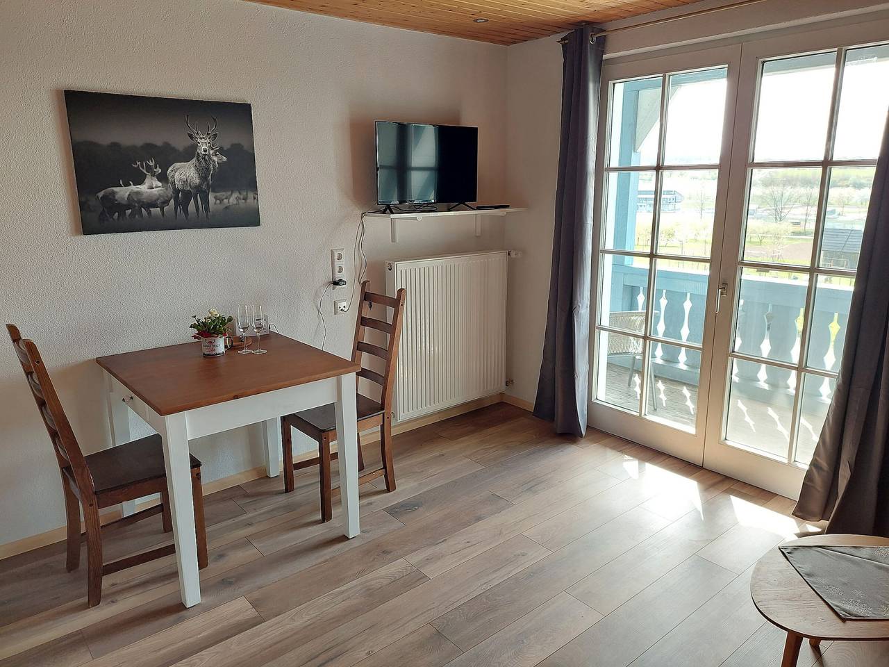Ganze Wohnung, Apartment „Reinbold“ mit Balkon und Wlan in Durbach, Mittlerer Schwarzwald