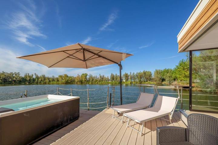 Camping für 3 Personen, mit Ausblick und Garten sowie Seeblick, kinderfreundlich in den Abruzzen - 2