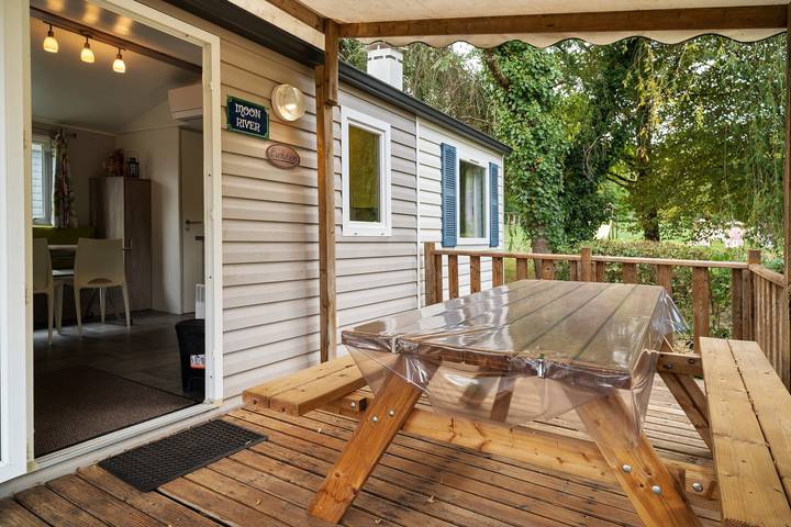 Camping pour 6 personnes, avec Balcon et Jardin dans Périgord Vert
