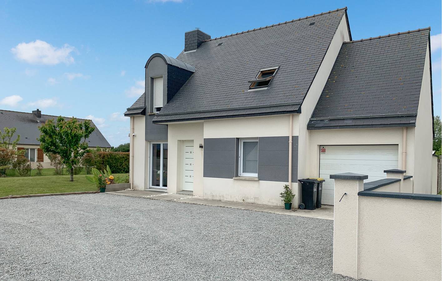 Gemütliche Ferienwohnung mit Garten, WLAN und Parkplatz in der Nähe der Küste und des Stadtzentrums in Le Vivier-sur-Mer, Mont-Saint-Michel-Bucht