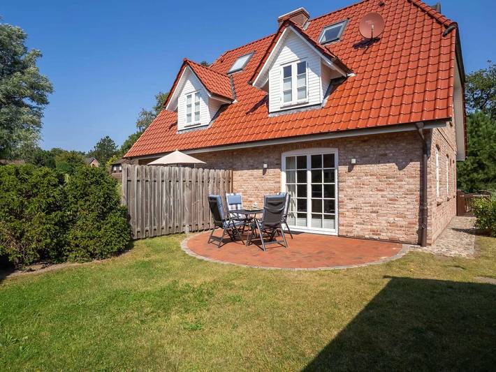 Ferienhaus für 4 Personen, mit Terrasse und Garten, kinderfreundlich in St. Peter-Ording