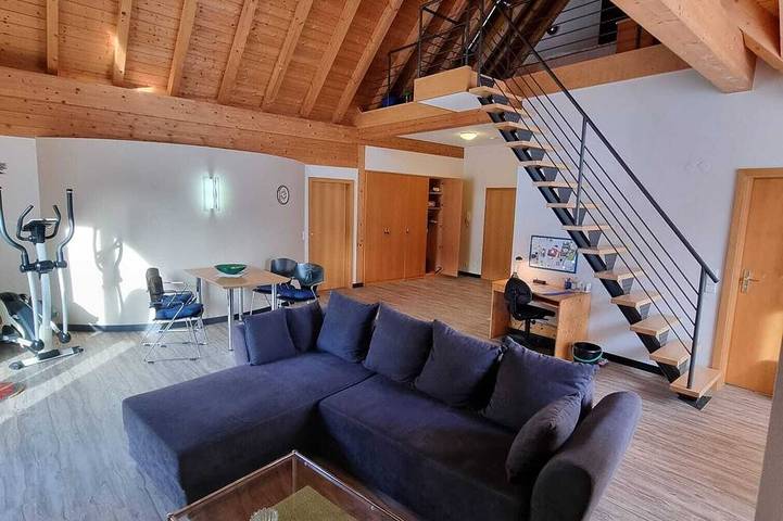Apartamento entero, 94sqm vacation apartment in the attic WLAN National Park Northern Black Forest quiet location in Schönmünzach, Baiersbronn