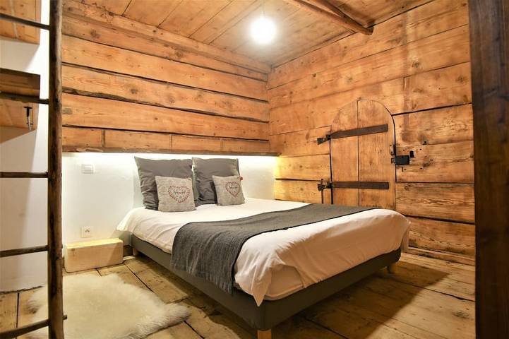 Chalet facing Mont Blanc 10sq.m. 170 sq.m. in Saint-Gervais-les-Bains, Pays du Mont-Blanc