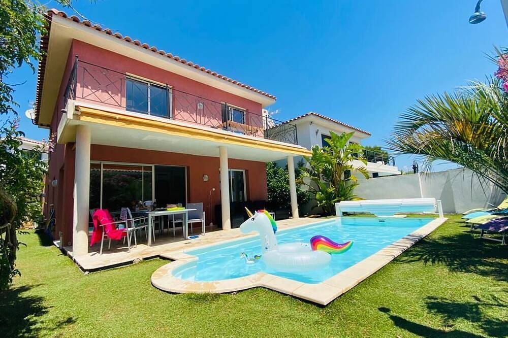 Casa vacanza a Var a partire da 398€ a notte