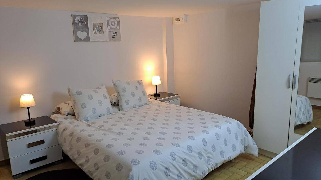 Appartement entier, Maison saba in Sevran, Seine-Saint-Denis