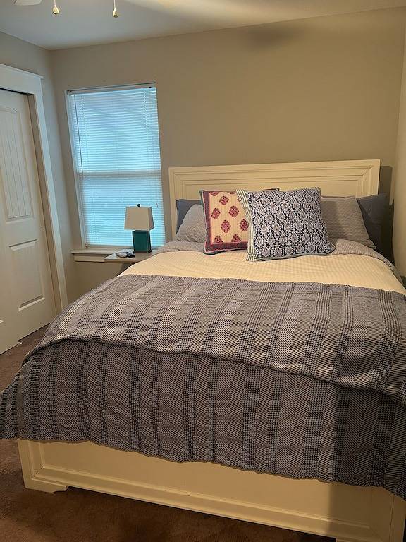 Vacation rental for 8 people, with balcony and yard in Jacksonville Beach