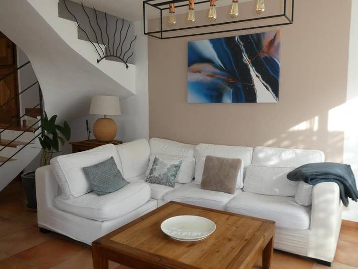 Villa pour 8 personnes, avec jacuzzi ainsi que jardin et piscine, animaux acceptés à Aubagne - 3