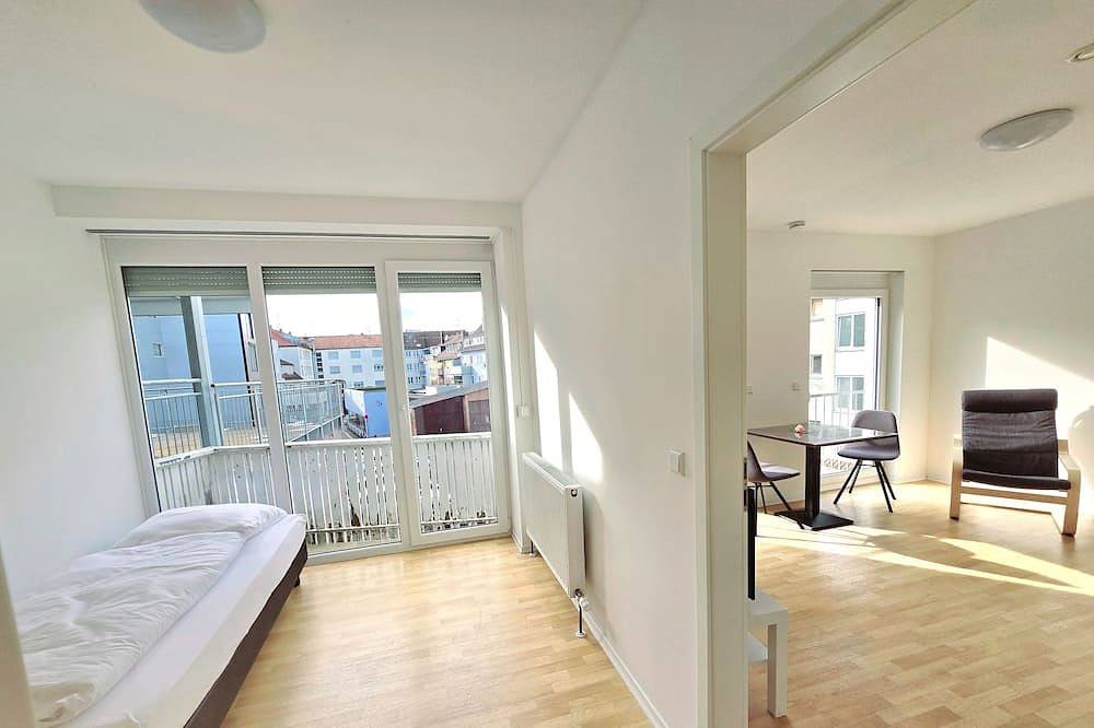 Ganze Wohnung, Apartments Efde Gmbh -  Allee 41 Deluxe Apartment 16 in Heilbronn, Kurpfalz