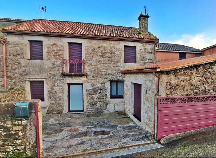Casa rural para 8 personas, con Balcón además de Terraza y Vistas en Vimianzo