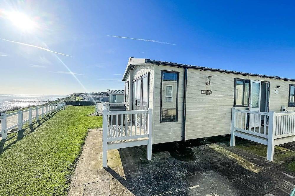 Static Caravan for 6 People in Hopton-on-Sea, Great Yarmouth