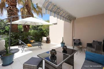 Gîte pour 3 personnes, avec piscine ainsi que jacuzzi et terrasse, animaux acceptés dans Port Santa-Lucia