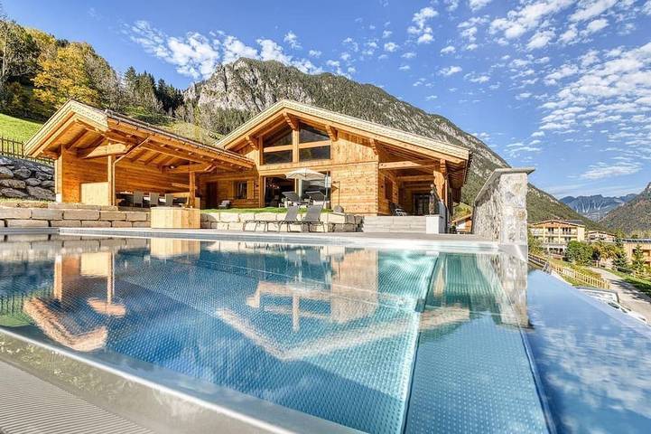Hütte für 10 Personen, mit Pool und Garten sowie Balkon in Brand