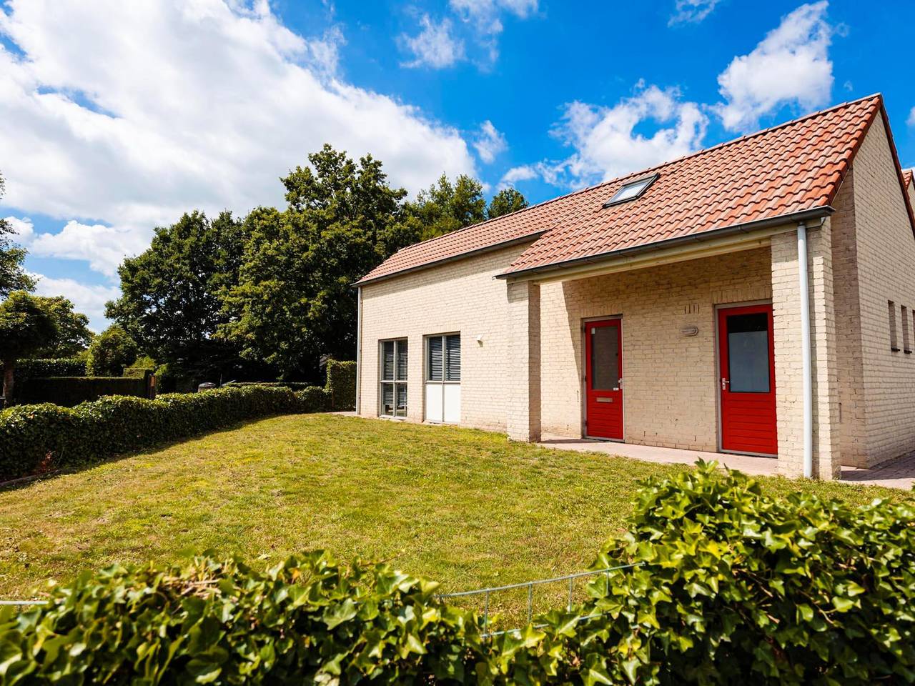 Freistehender Bungalow am Waldrand in Betuwe