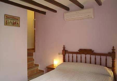 Casa de huéspuedes para 3 personas, con Terraza además de Piscina y Vistas en Villajoyosa