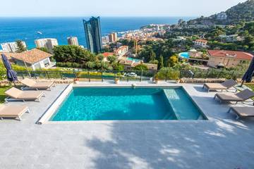 Villa pour 12 personnes, avec jardin à Beausoleil