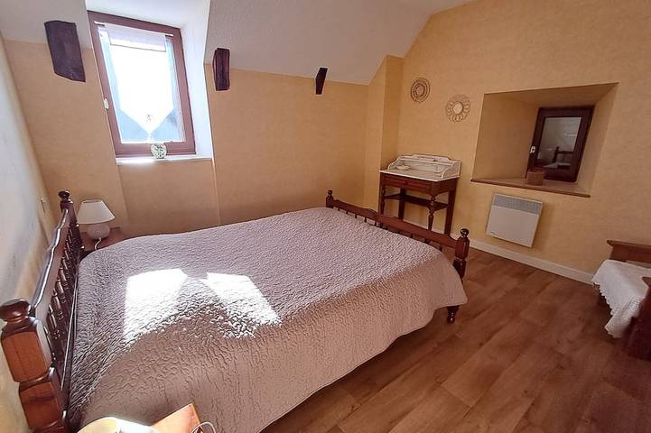 Location de vacances pour 6 personnes, avec jardin et balcon à Champs-sur-Tarentaine-Marchal - 4