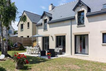 Gîte pour 8 personnes, avec jardin et terrasse, animaux acceptés dans Plage de La Fourberie